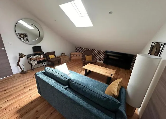 Le Rocher Des Costes * Le Puy-en-Velay