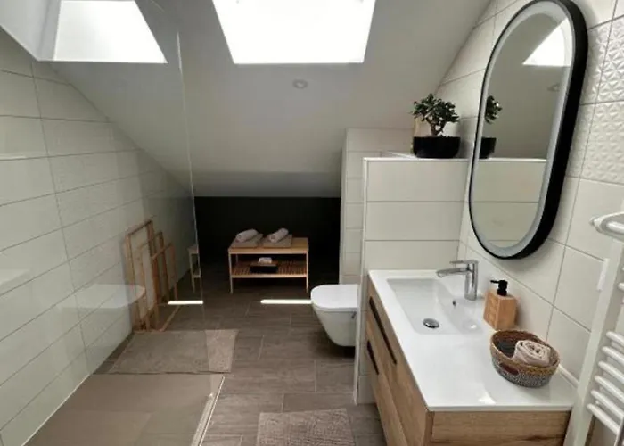 Le Rocher Des Costes Apartment